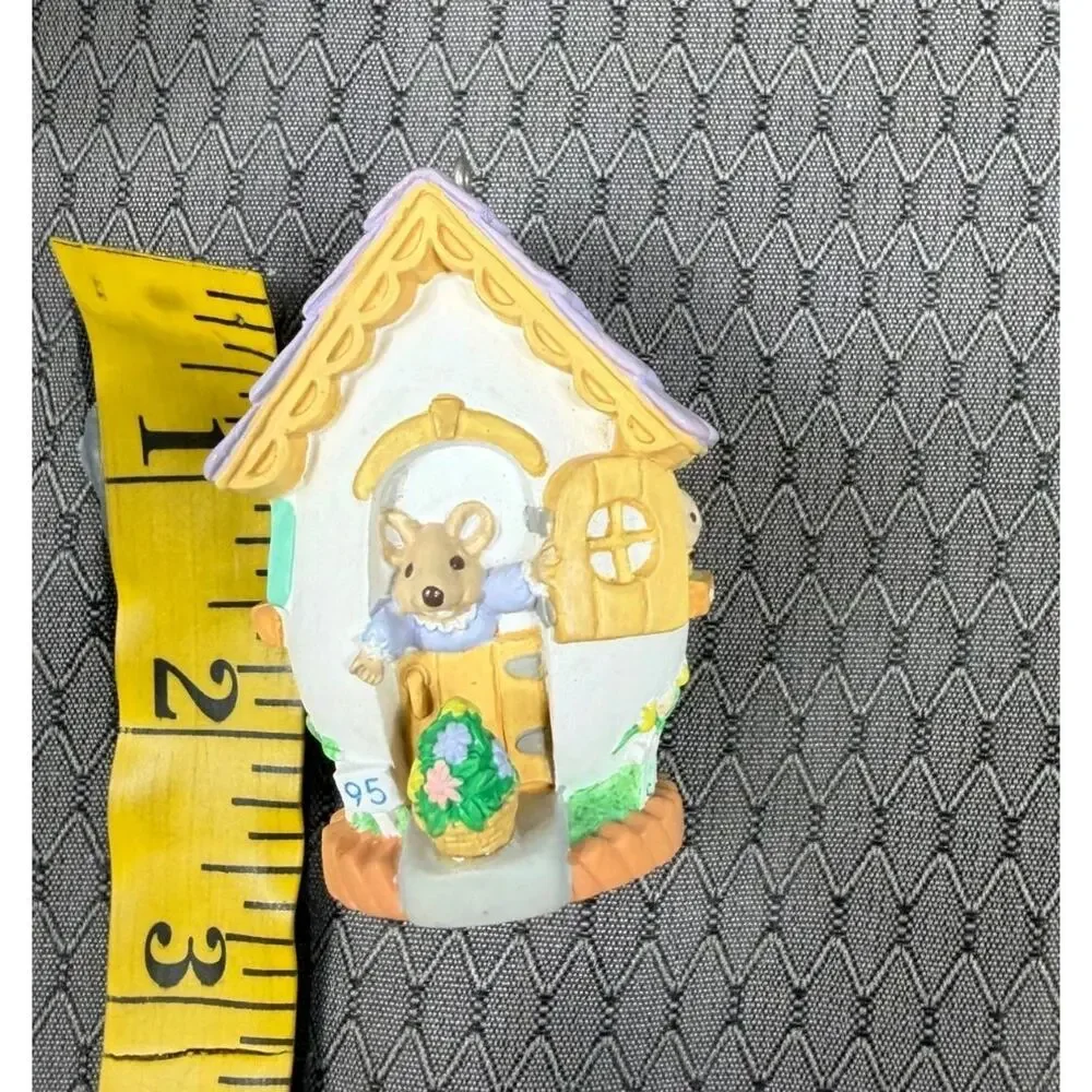 Vintage 1995 Hallmark Easter Ornament Apple Blossom Lane Serie #1 NEW